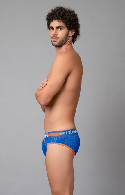 Superhero Mesh Brief